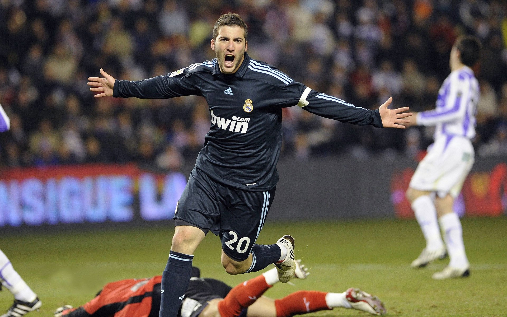 “西甲名将纷纷发威,助推球队冲刺”,西甲老将